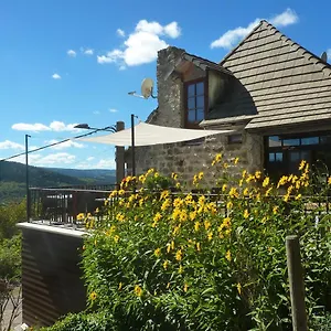 https://la-bergerie-du-plateau.hotels-rhonealpes.com